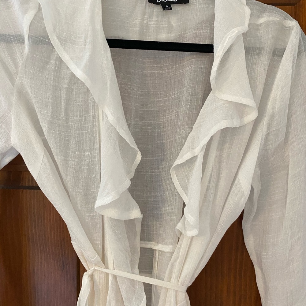 Lulu Ruffle Cover Up - Picture 5 of 6